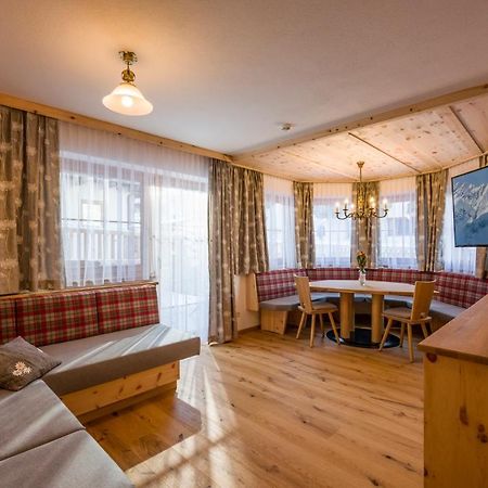 Appartementhaus Adlerblick Mayrhofen Dış mekan fotoğraf