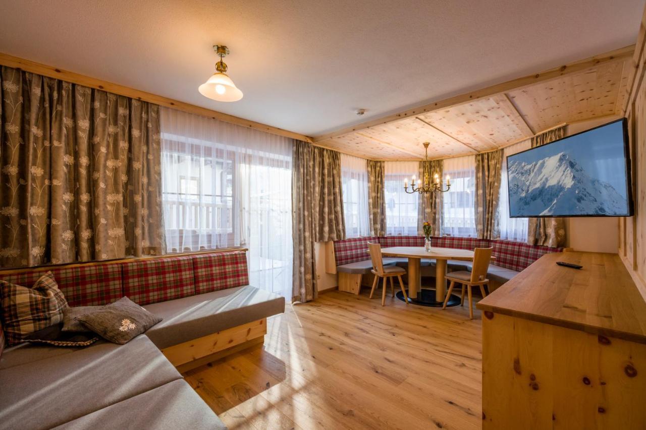 Appartementhaus Adlerblick Mayrhofen Dış mekan fotoğraf